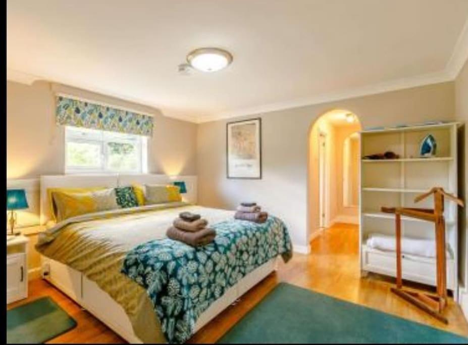 The Nook Located In A Beautiful Garden Setting With Parking Villa Стратфорд на Ейвън Екстериор снимка